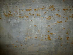 Betonschädigung in Reservoir